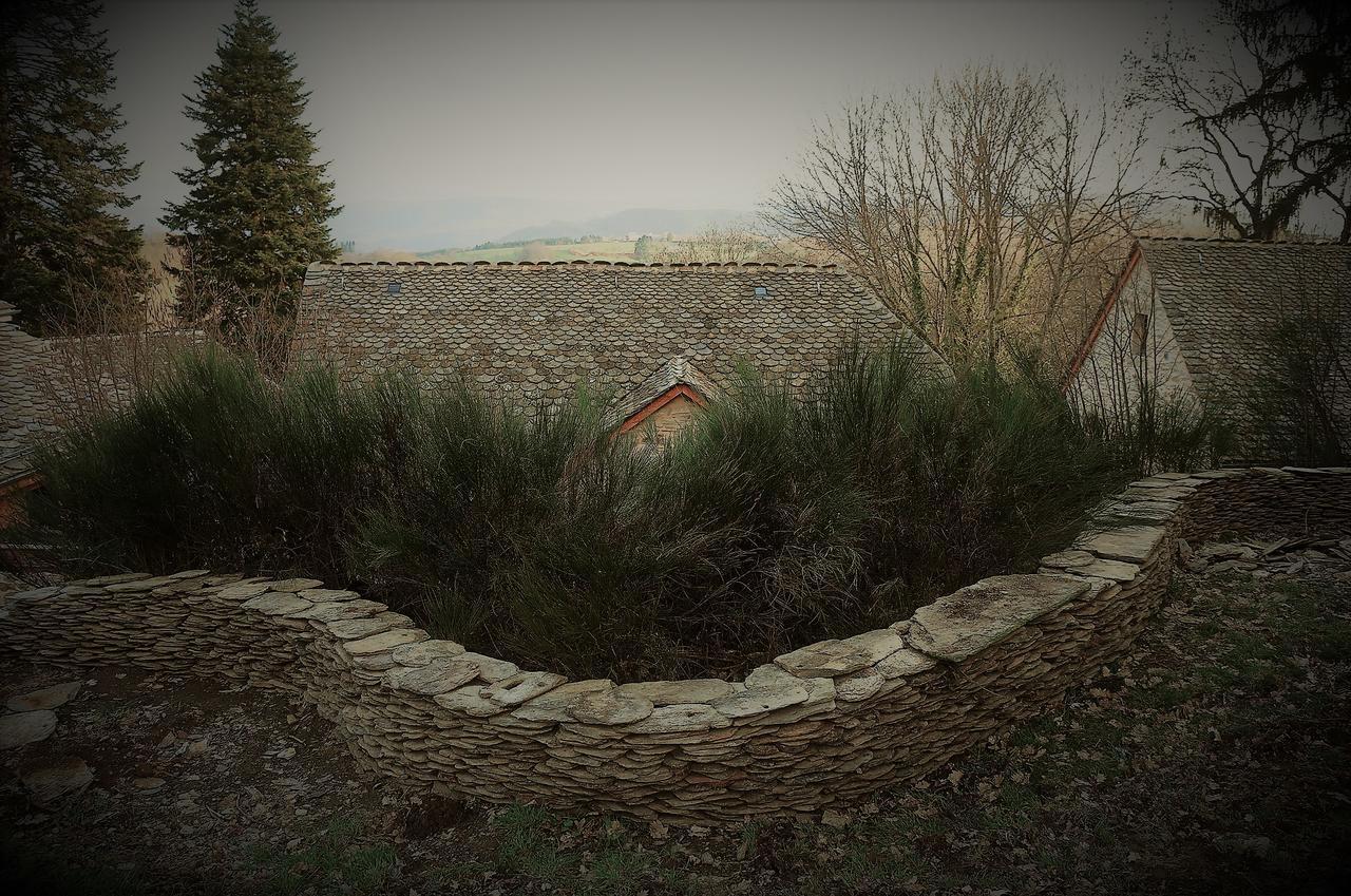Saint-Germain-du-Teil Domaine Des Marequiers Chambre Pimprenelle מראה חיצוני תמונה